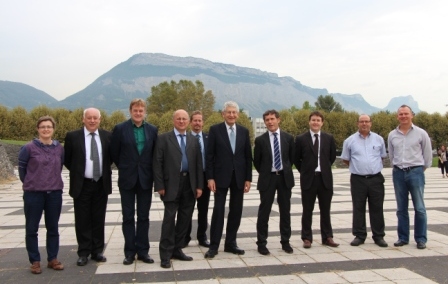 Grenoble agreement - group shot